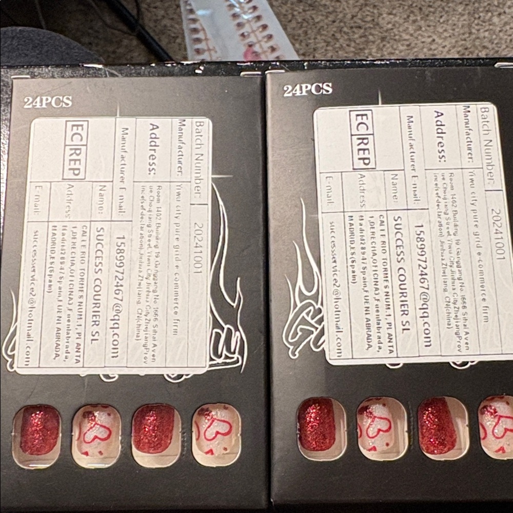 Press on Nails Short Oval Red Hearts and Glitter